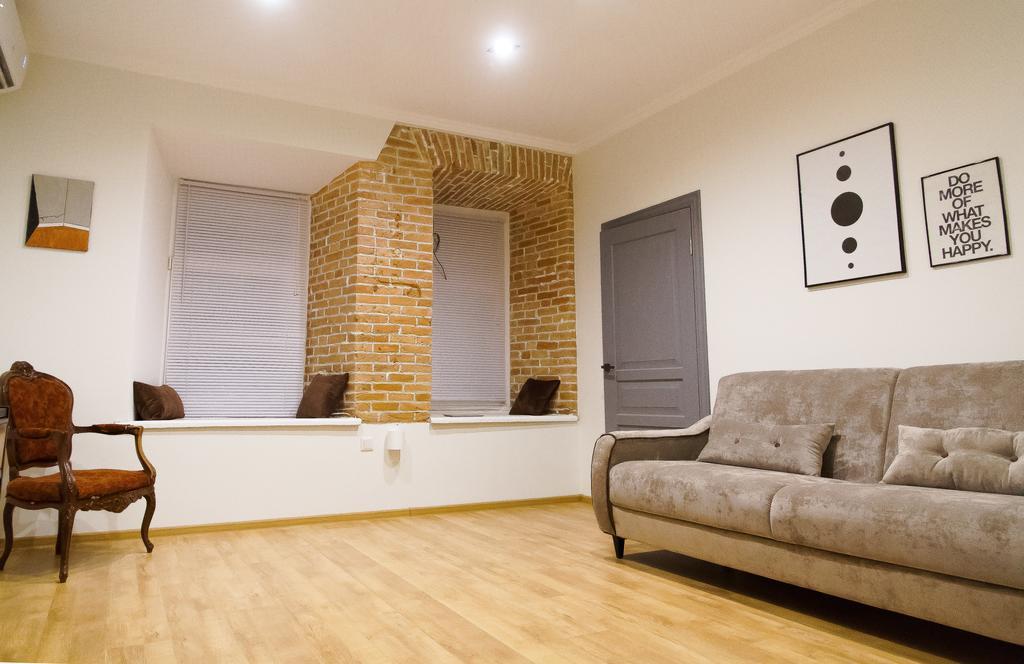 Apartment In The Center Of Odessa Eksteriør billede